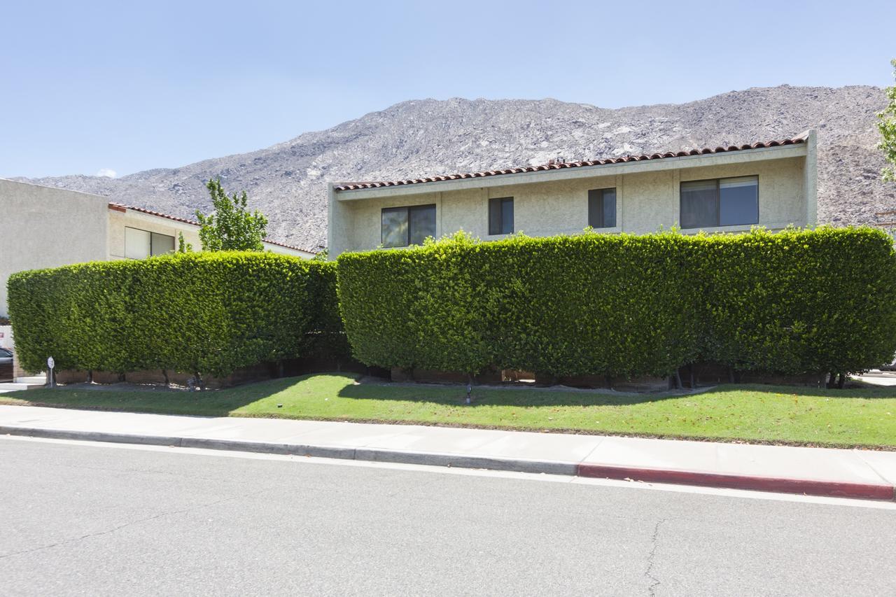 Апартаменты Palm Springs Townhouse Hideaway Экстерьер фото